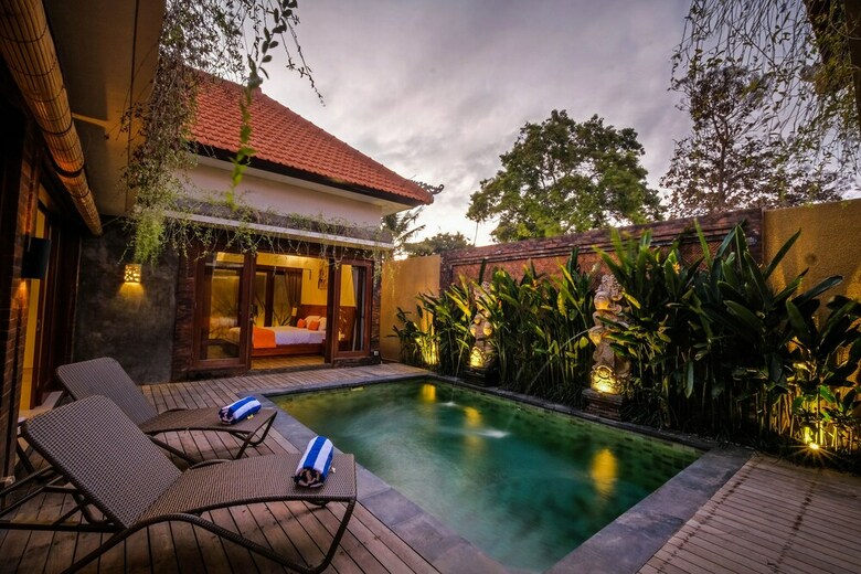 Herme Villas