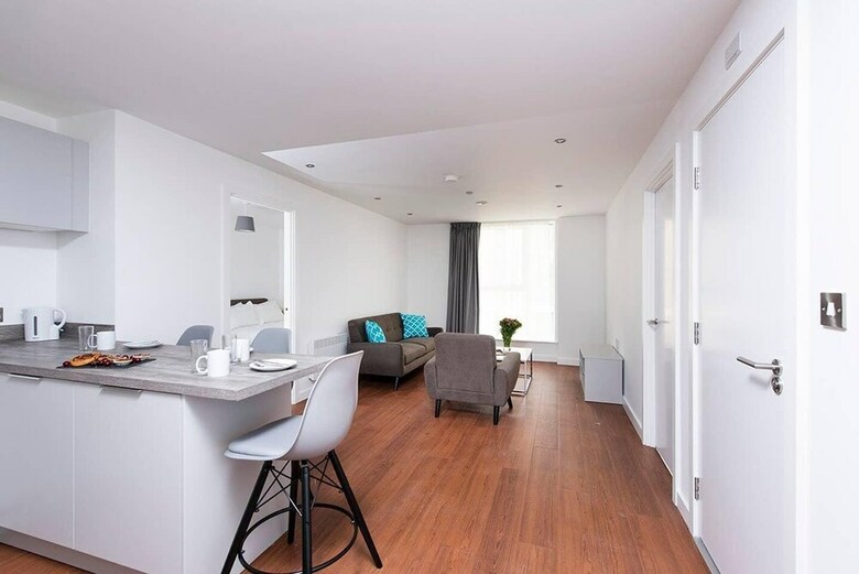 Lovely 2 Bed City Centre Apartment