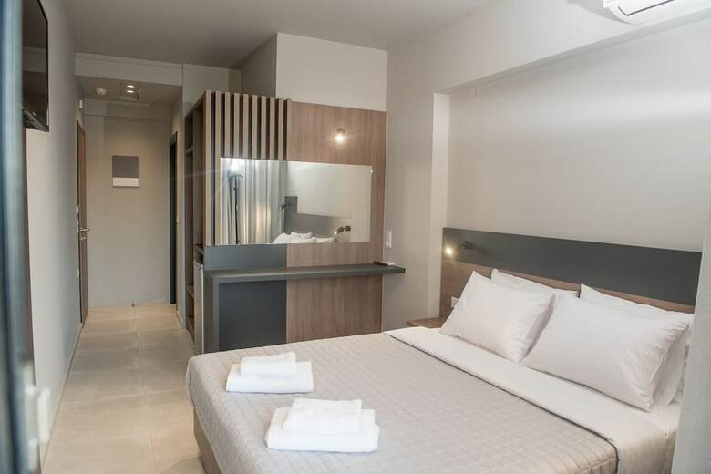 Hotel Elizabeth Queen Luxuxy Rooms