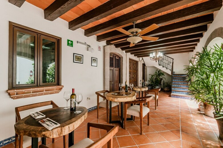Hotel Casa Granada 24