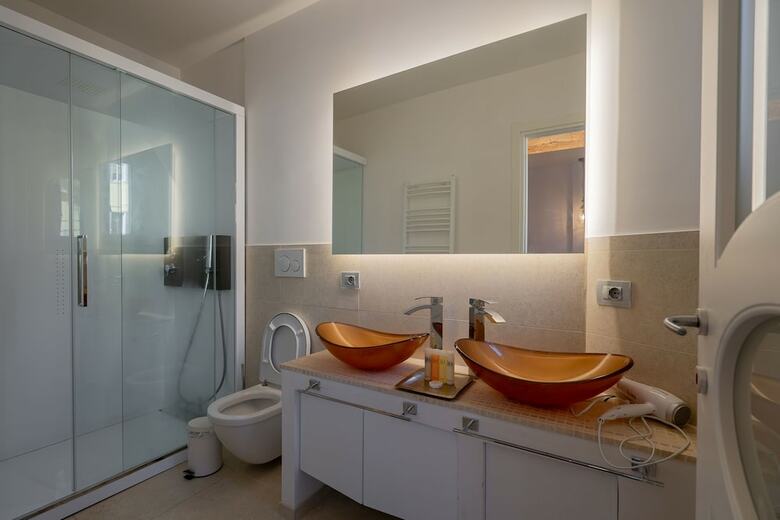 Prince's Suite Luxury Business Collection