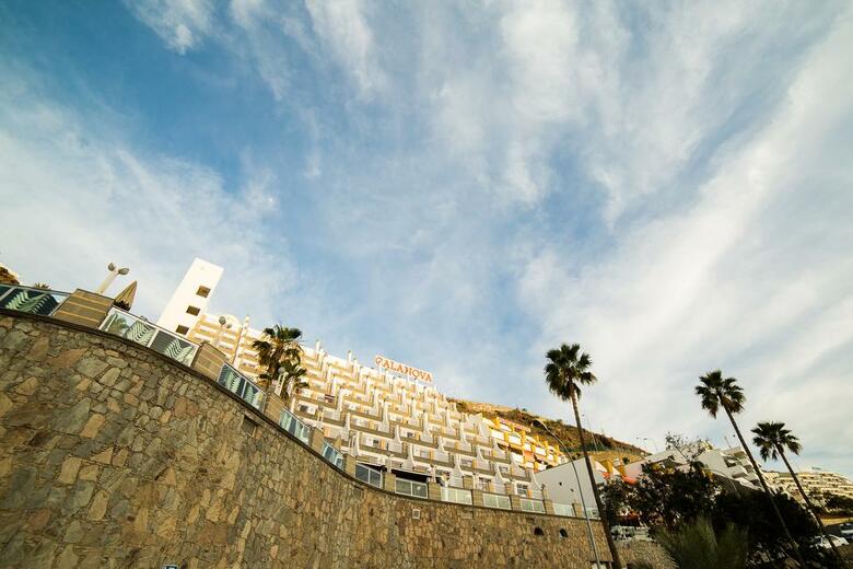 Apartamentos Cala Nova
