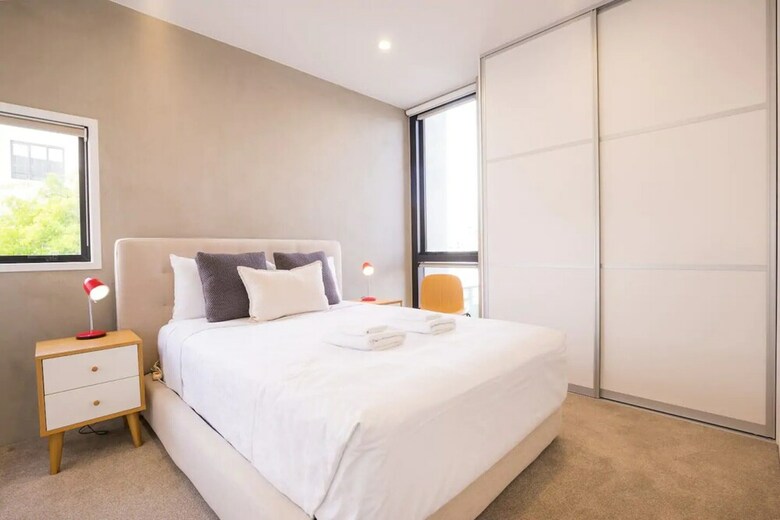 Modern 2 Bedroom Apartment In Ponsonby With With Views