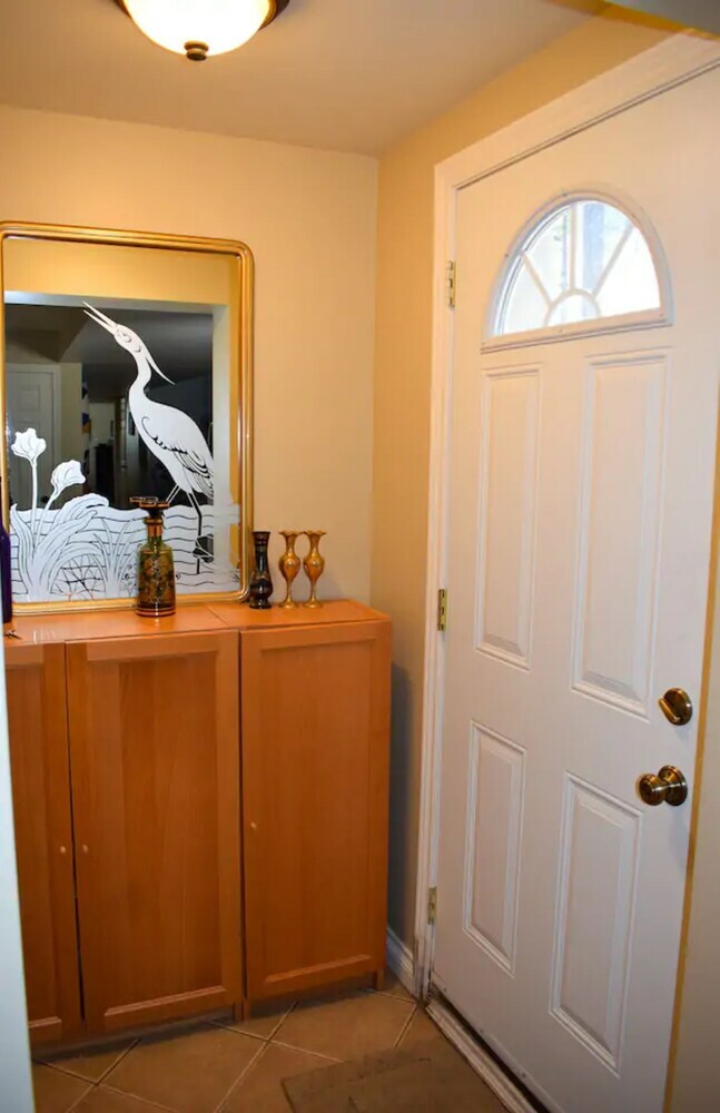 Apartamentos Spacious 1 Bedroom Lower-level Suite