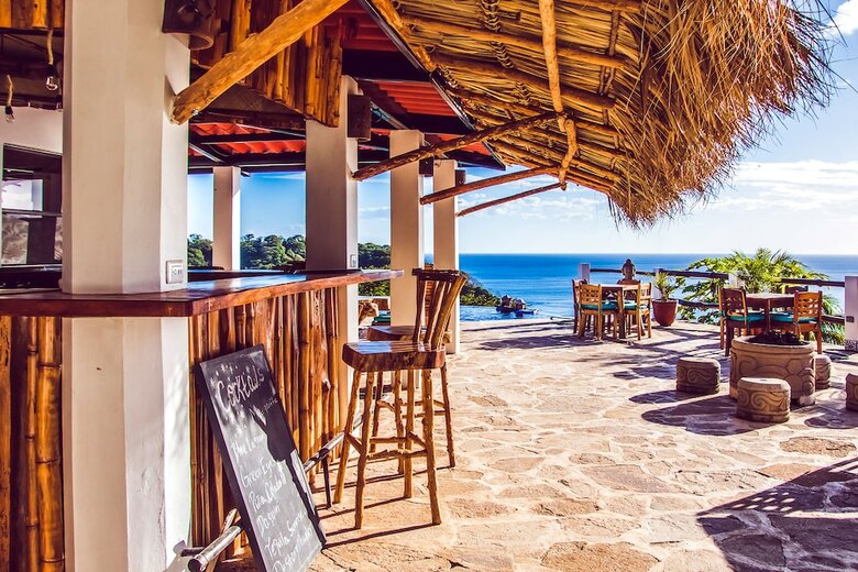 Hotel Buddha Roc Beach Resort
