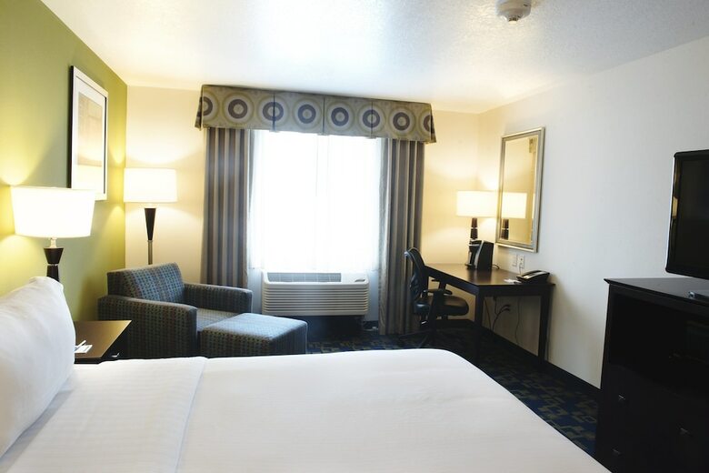 Hotel Holiday Inn Express And Suites Urbandale