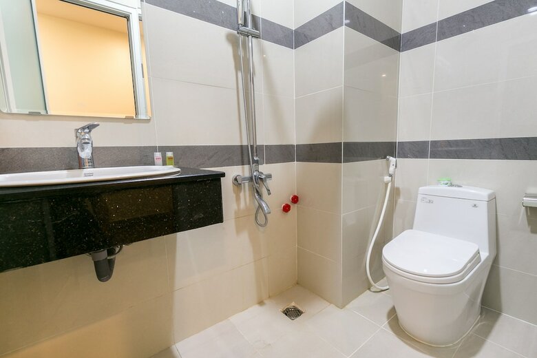 Oyo 365 Rose Hotel