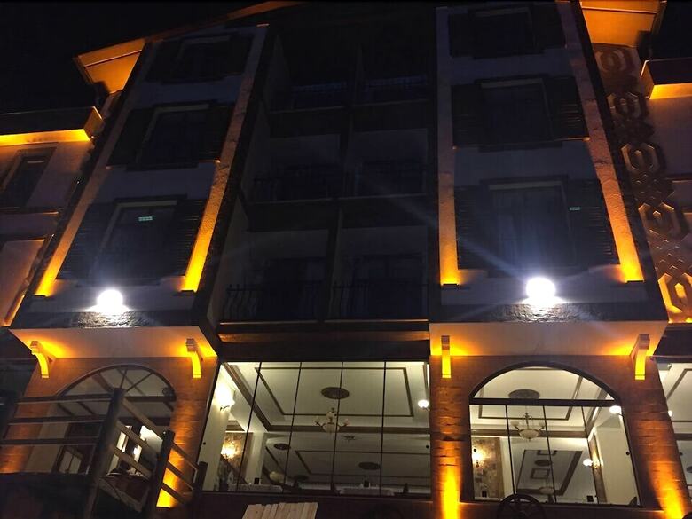 Mersu A'la Hotel