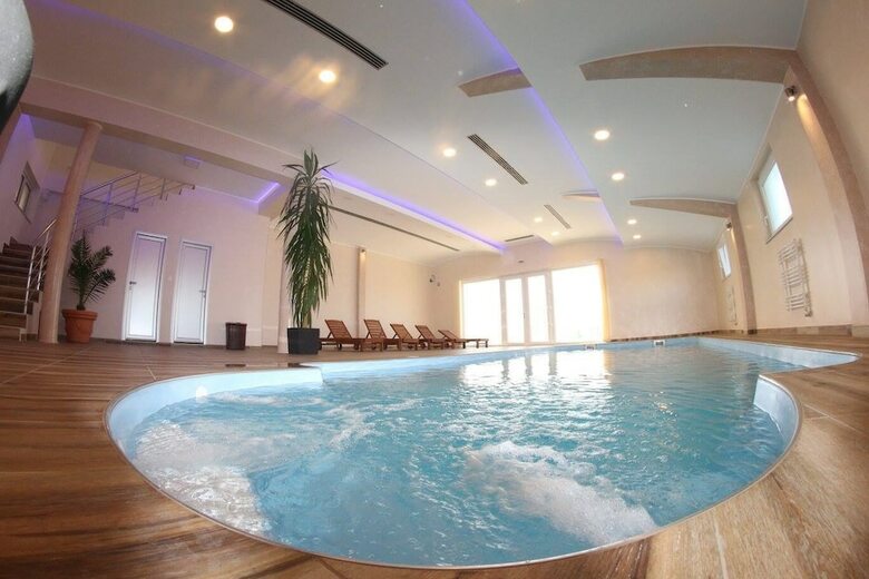 Hotel Lux