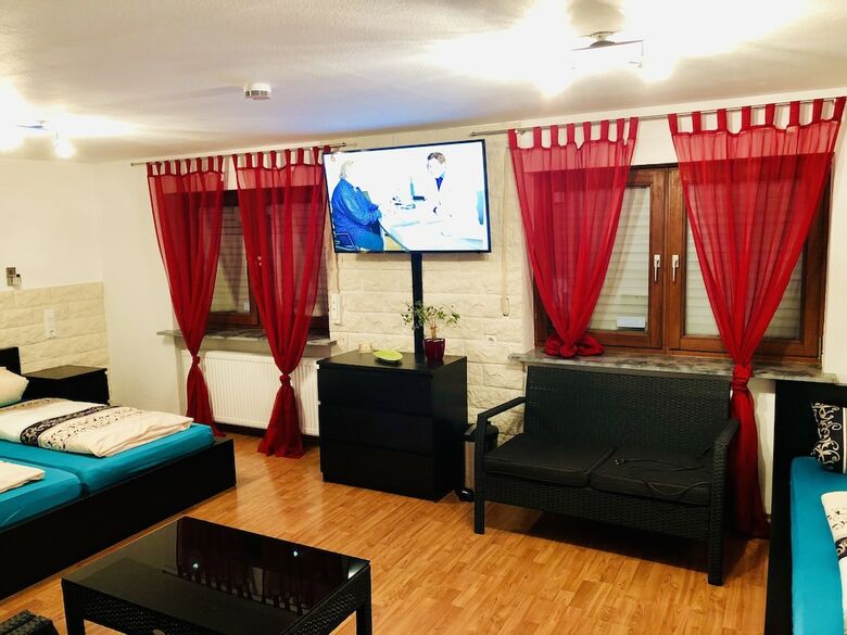 Hostal Europa Pension Zum Gr�nen Baum