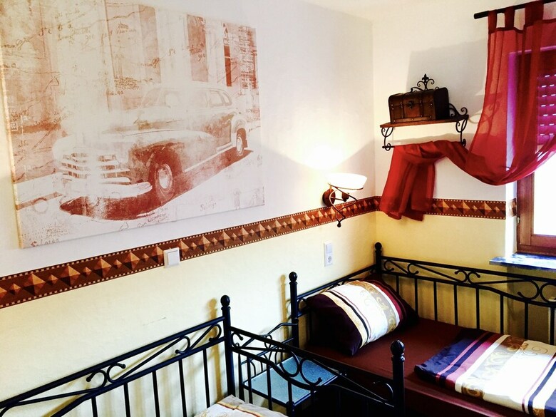 Hostal Europa Pension Zum Gr�nen Baum