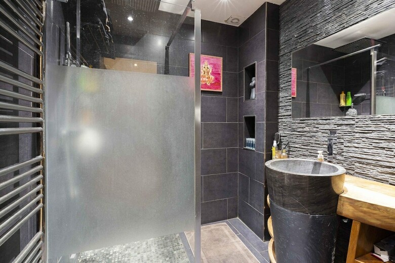 Luxurious Apartment 2 Minutes From The Beaches