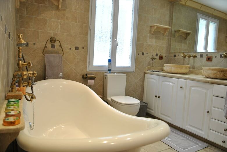 Hotel Villa Quinissole