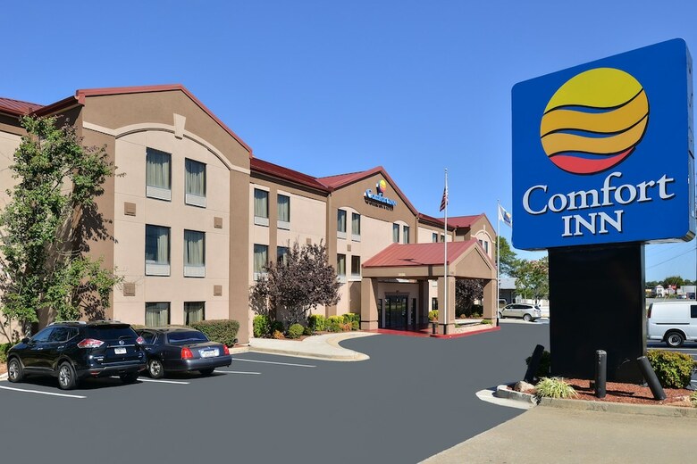Hotel Comfort Inn & Suites At Stone Mountain