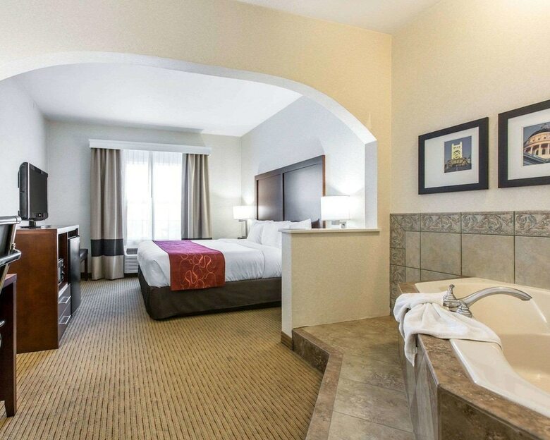 Hotel Comfort Suites Downtown Sacramento