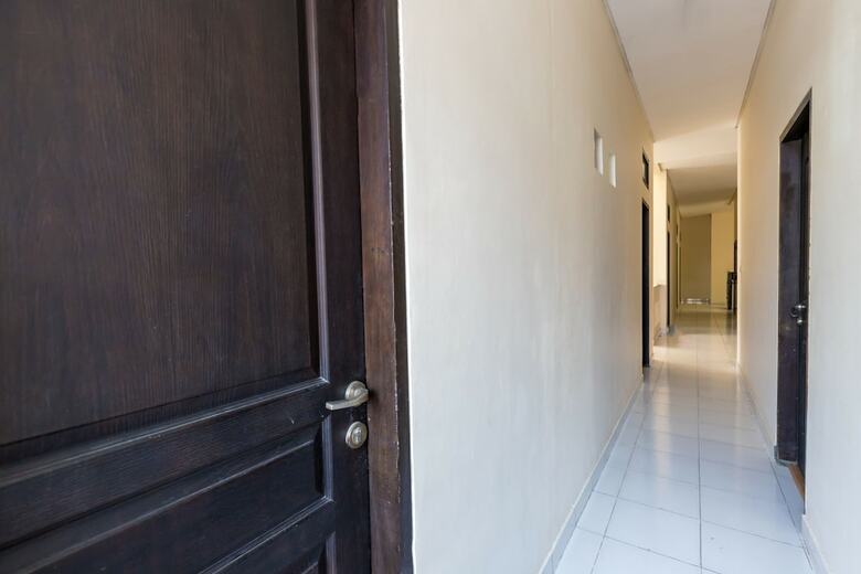 Hostal Oyo 1435 Residence 446