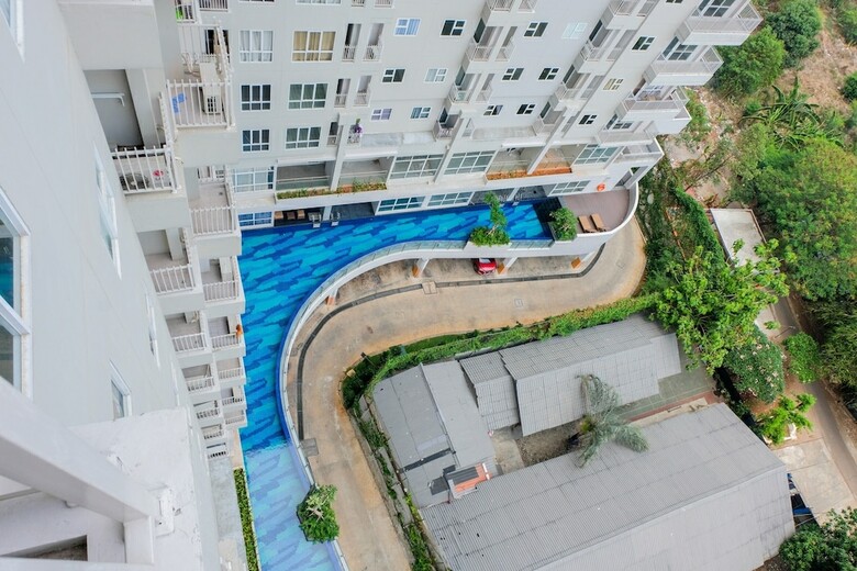 Luxury 2br With City View Bintaro Icon Apartment