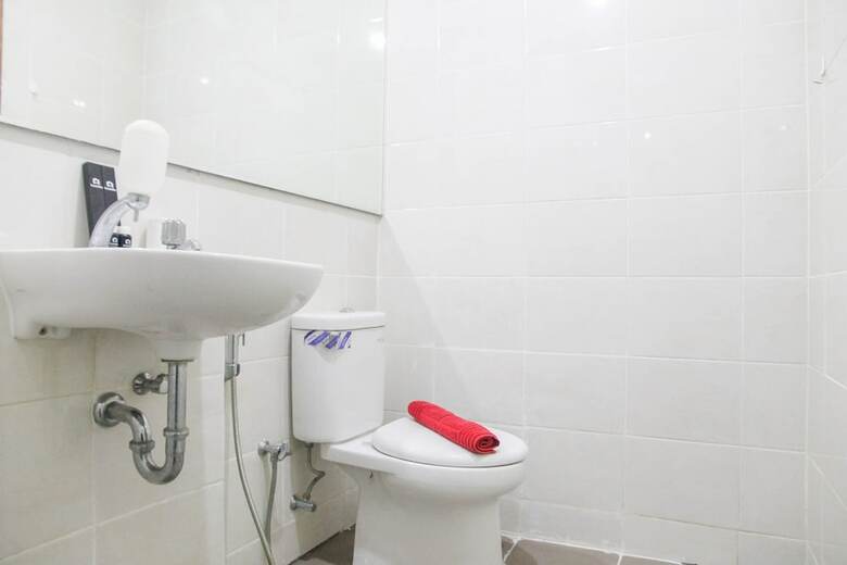 Modern 1br At Condominium Green Bay Pluit Apartment