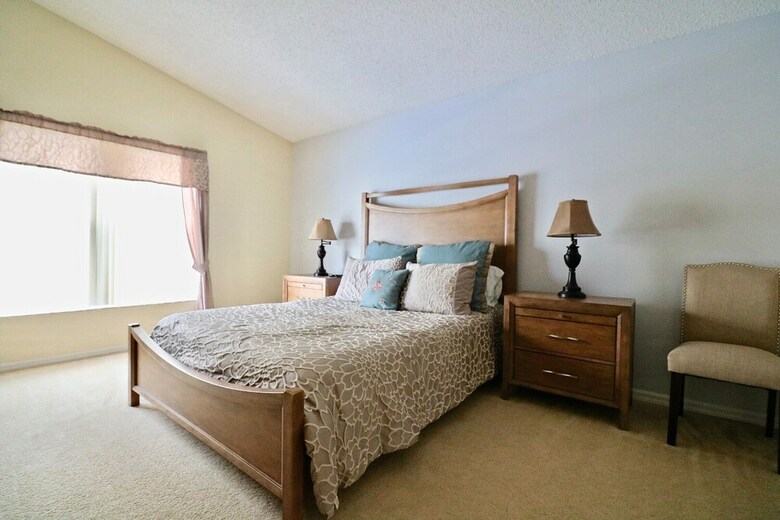 Villa Vibrant & Chic Home W/ Private Pool & Lake View