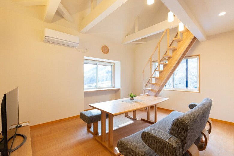 Hakuba Powder Mountain Lodge