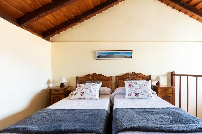 Villa Homelike Century Nature House