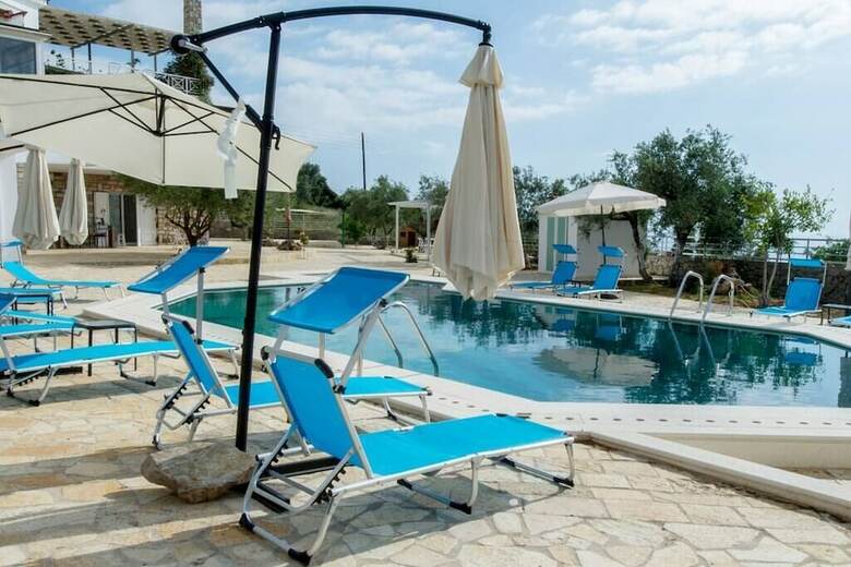 Apartamentos Eros Loft With Pool Near The Beach