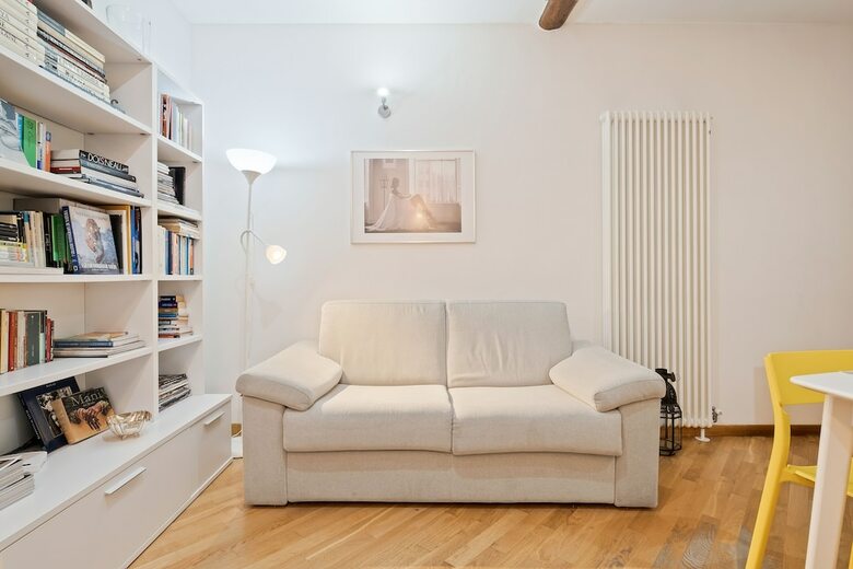 Pratello Luminous & Cozy Apartment In Centro