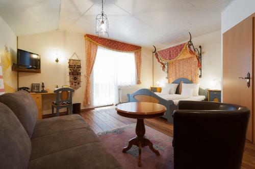 M�rchenhotel Waldpension Nebelstein
