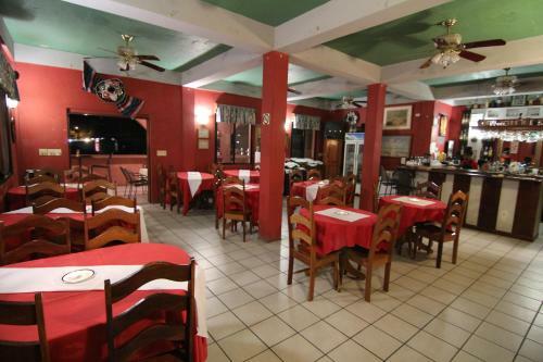 Rolson Hotel