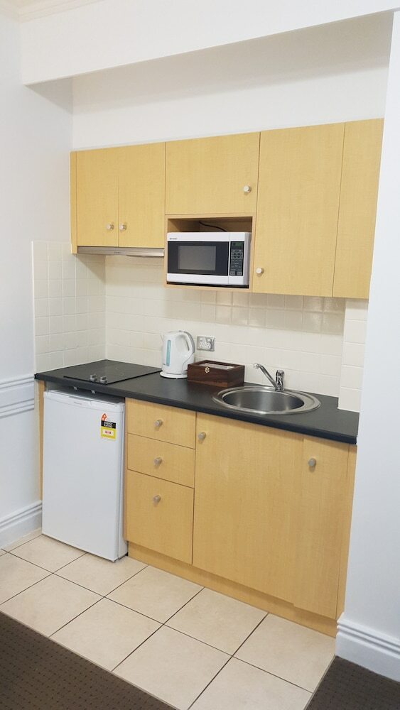 Melbourne Kew Central Apartment Hotel