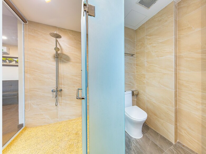 Oyo 322 Tubong Hotel