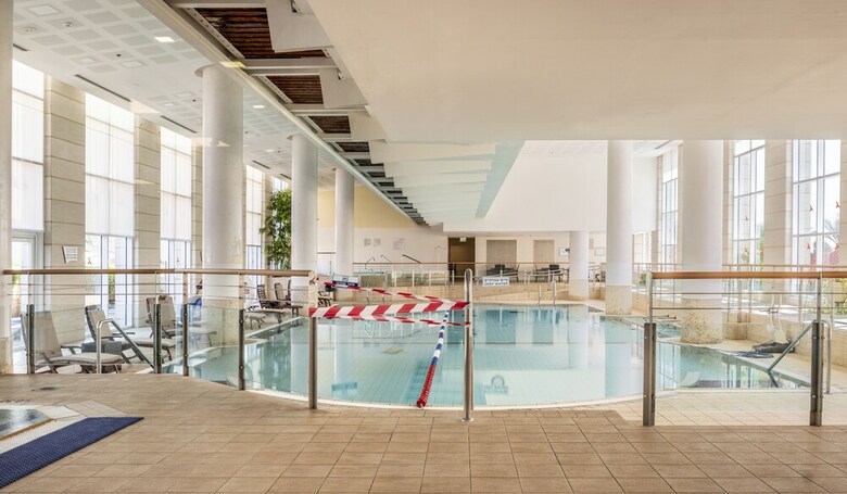 Apartamento Bright Marina Apt W Pool & Gym Access