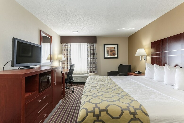 Hotel Baymont By Wyndham Bowling Green