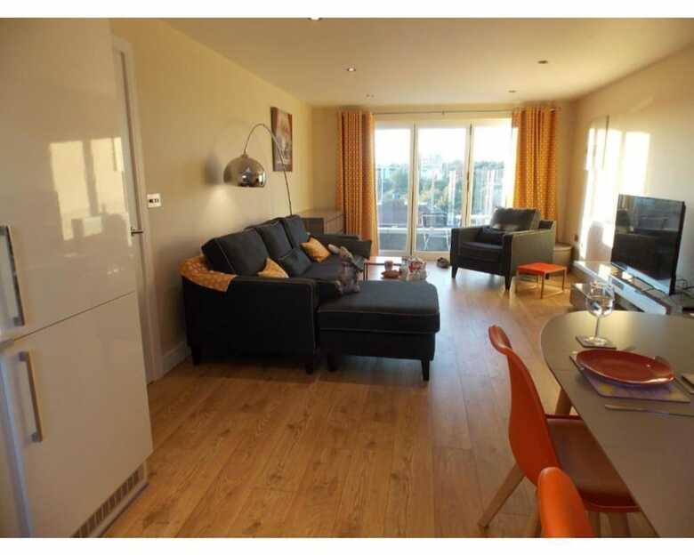 Apartamento Penthouse - Basingstoke