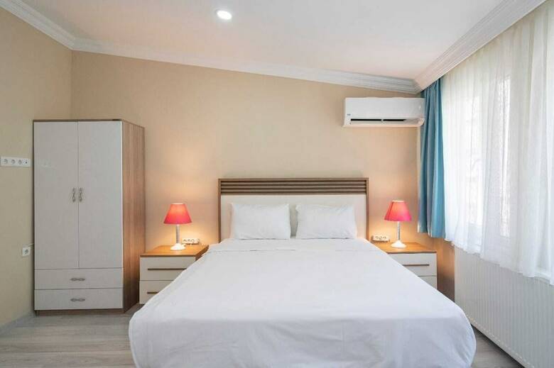 Bicer Hotel