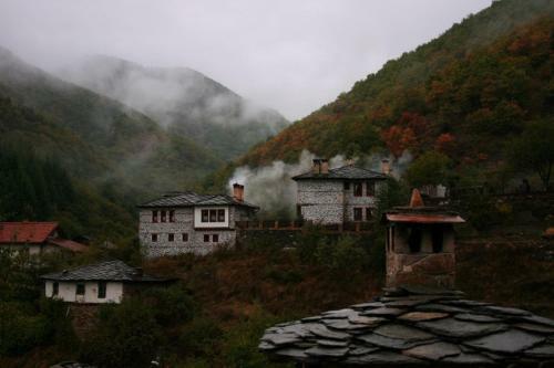 Hostal Complex Kosovo Houses