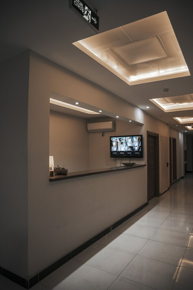 Hotel Bornova Otel