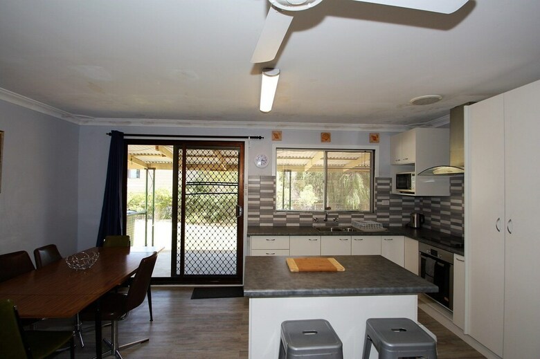 Apartamentos Brooklands - Budget Beach Shack Style Accomodation