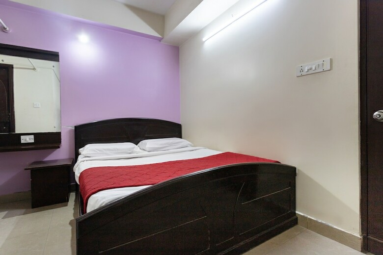 Spot On 47477 Hotel Maurya Paradise Inn
