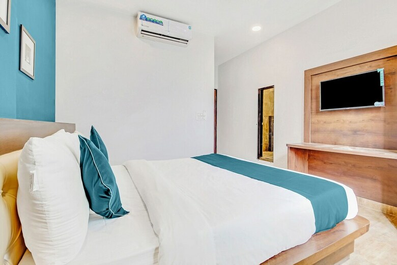 Hotel Silverkey Executive Stays 44787 Raja Park 1