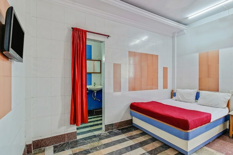 Hotel Spot On 49270 Svr Sai Priya