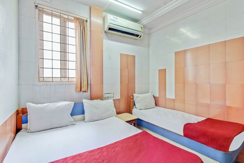 Hotel Spot On 49270 Svr Sai Priya