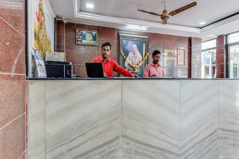 Hotel Spot On 49270 Svr Sai Priya