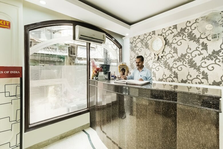 Oyo 44081 Hotel Royal Holidays