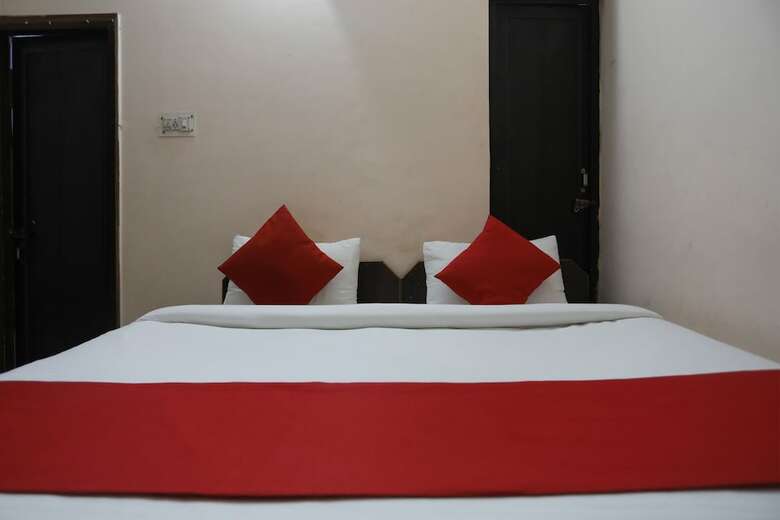 Hotel Oyo 44396 Mugdal Rishi Dham