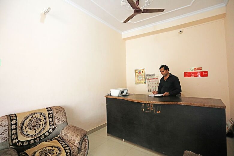 Hotel Oyo 44396 Mugdal Rishi Dham