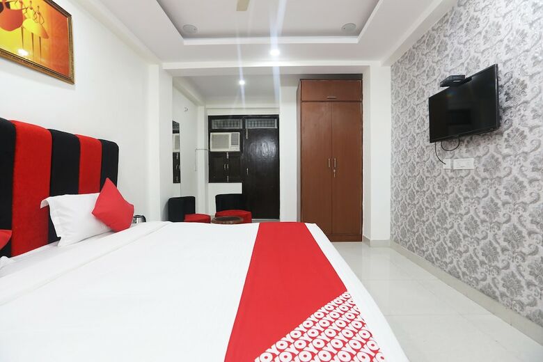 Hotel Oyo 43923 Roseberry Residency