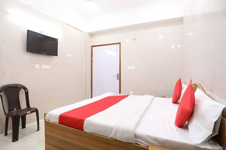 Hotel Oyo 43022 Shree Raghuvar Dham