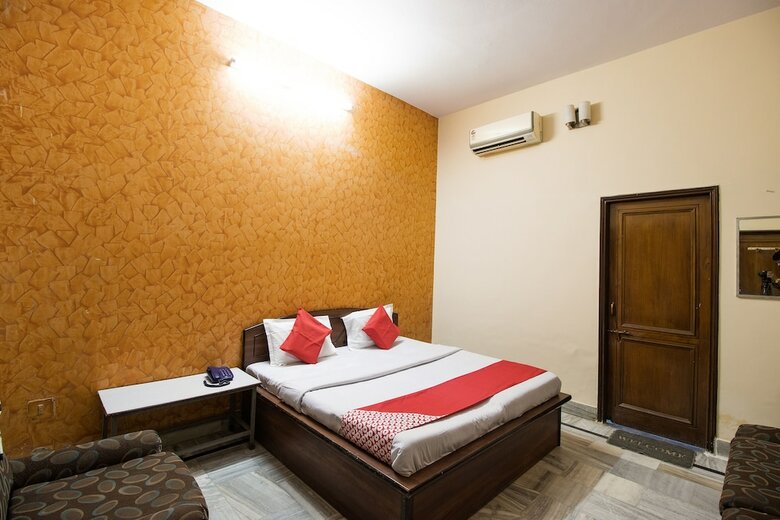 Hotel Oyo 42790 Mukund Resort