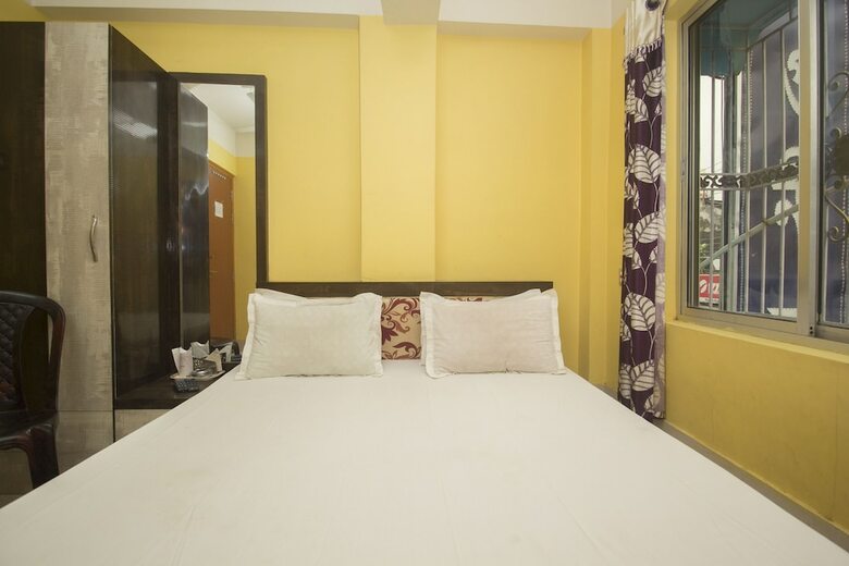 Spot On 38642 Hotel Sarojini Palace